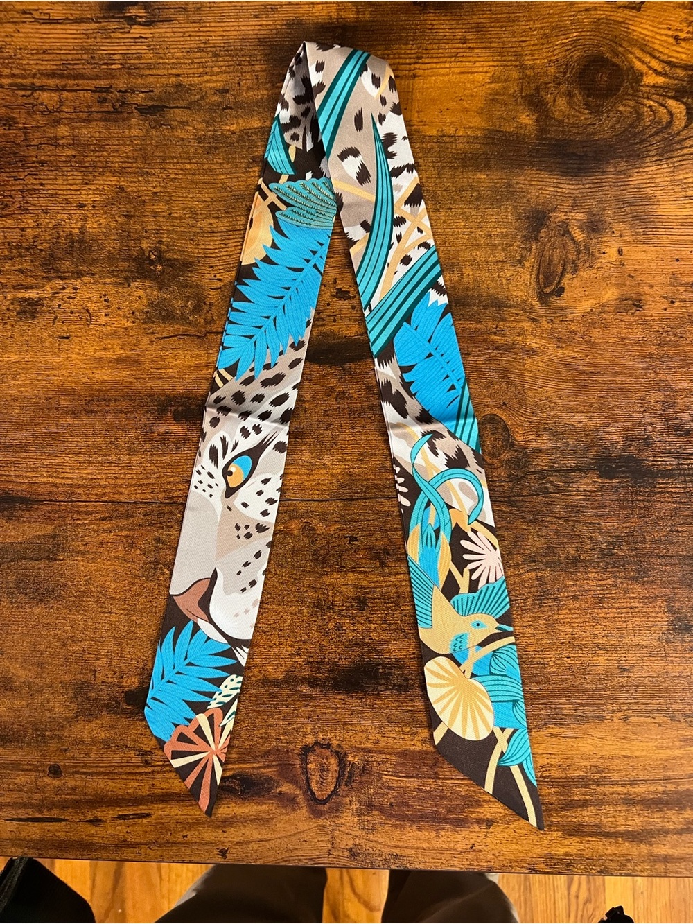 💎Cartier. Neck/ Hair/ Purse Scarf Panther in the Jungle Stunning Multicolor! ⭐️